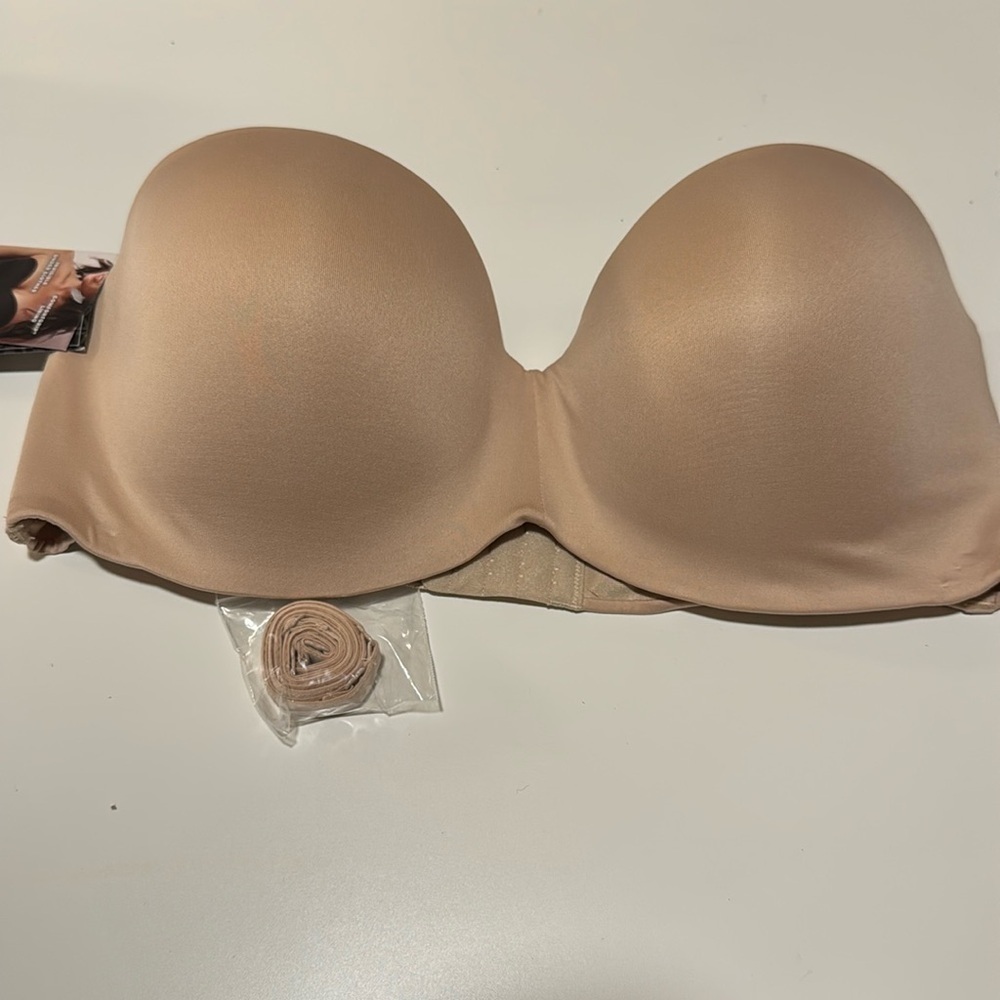 Maidenform Basically Sexy Full Coverage Strapless/Convertible Bra NWT - Picture 2 of 6